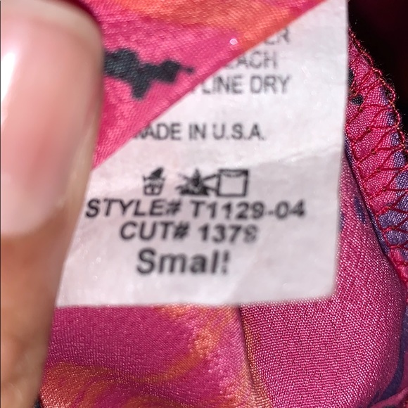 COPY - PEACHES & CREAM TOP. Small. - Picture 5 of 5